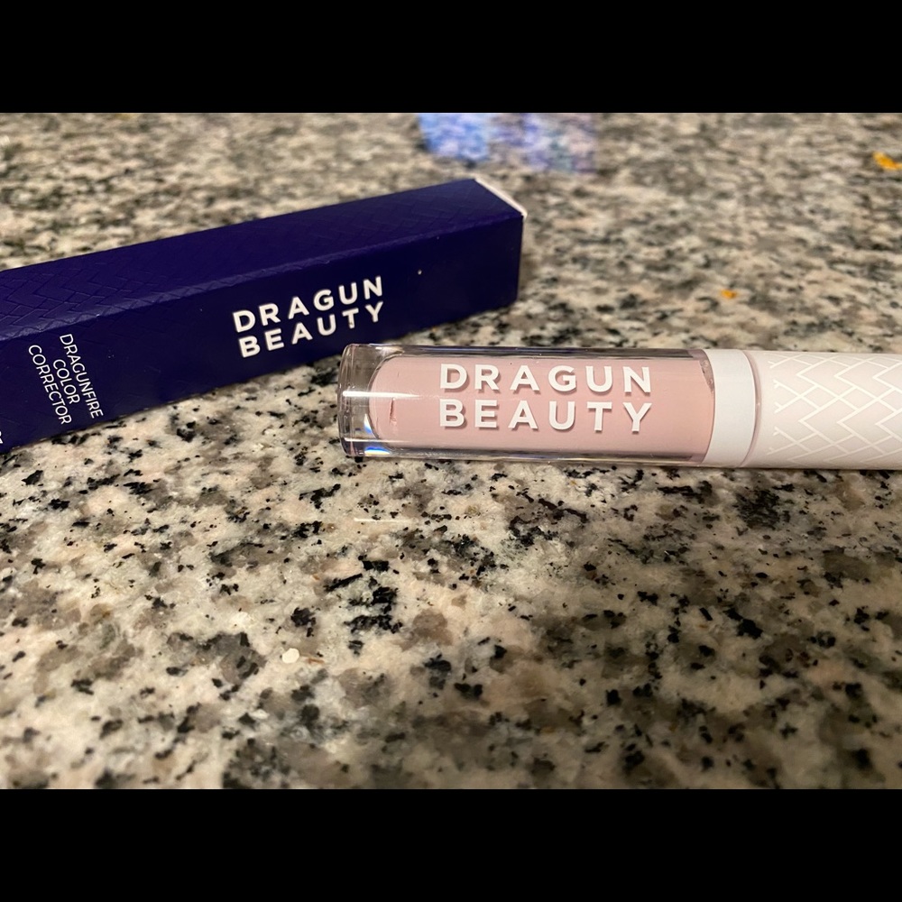 💙 NIB Dragun Beauty Dragunfire Color Corrector